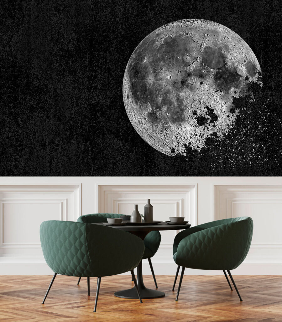 Mysteriöser Mond am dunklen Himmel. Mysteriöser Mond am dunklen Himmel.