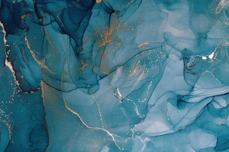Azurblaue Ströme mit silbrigen Spuren. Azurblaue Ströme mit silbrigen Spuren.