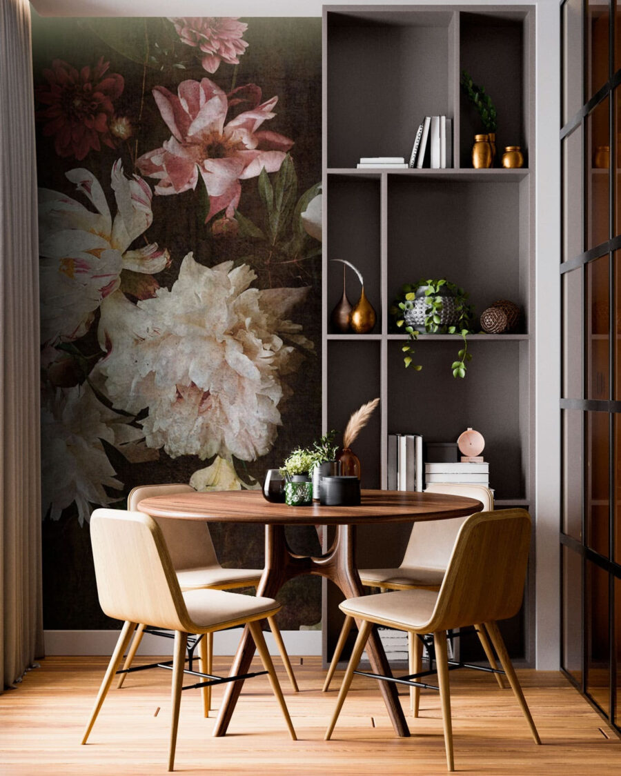 Klassisches Blumenarrangement auf strukturiertem Hintergrund