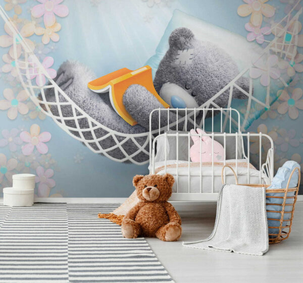 Teddybär schlafend in einer Hängematte Teddybär schlafend in einer Hängematte