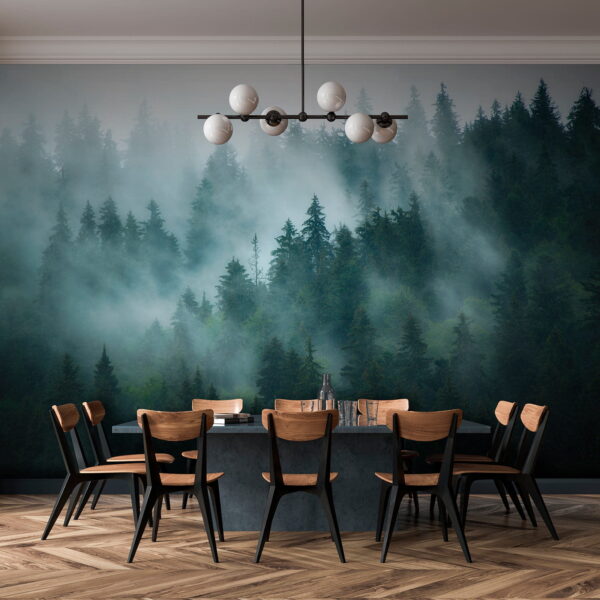 Nebliger Wald mit Bäumen Nebliger Wald mit Bäumen