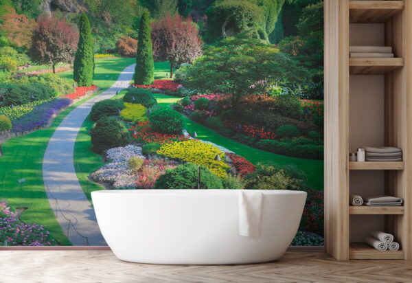 Garten mit vielen Blumen und Bäumen Garten mit vielen Blumen und Bäumen