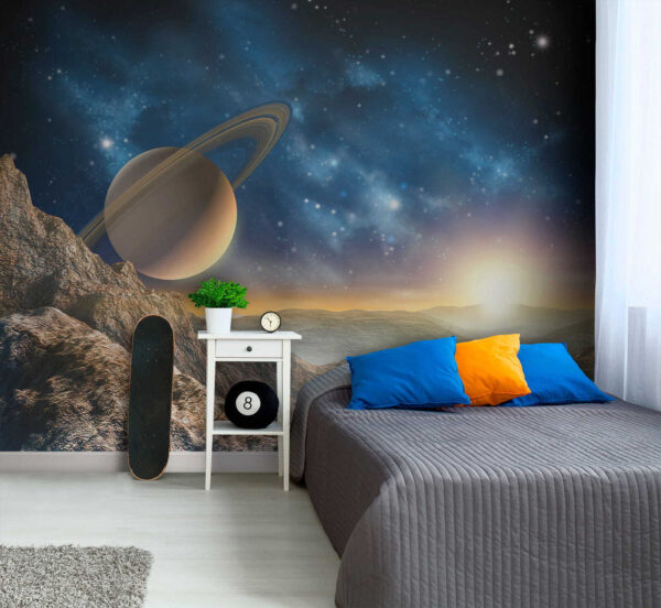 Planet mit Ringen am Himmel Planet mit Ringen am Himmel