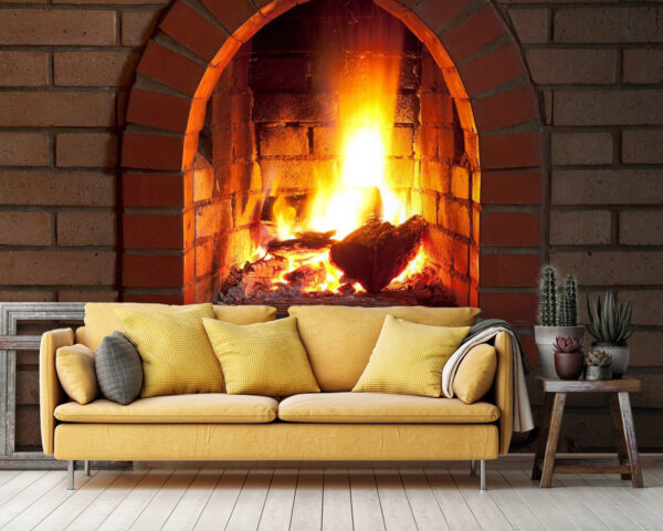 Kamin mit Feuer im Kamin Kamin mit Feuer im Kamin