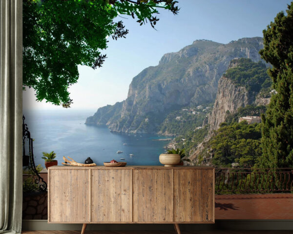 Balkon mit Blick auf ein Gewässer Balkon mit Blick auf ein Gewässer