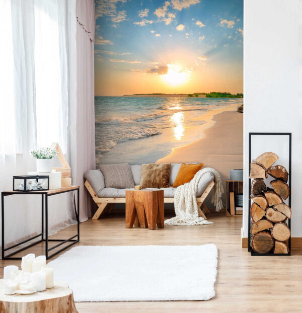 Strand mit Wellen und Sonnenuntergang Strand mit Wellen und Sonnenuntergang