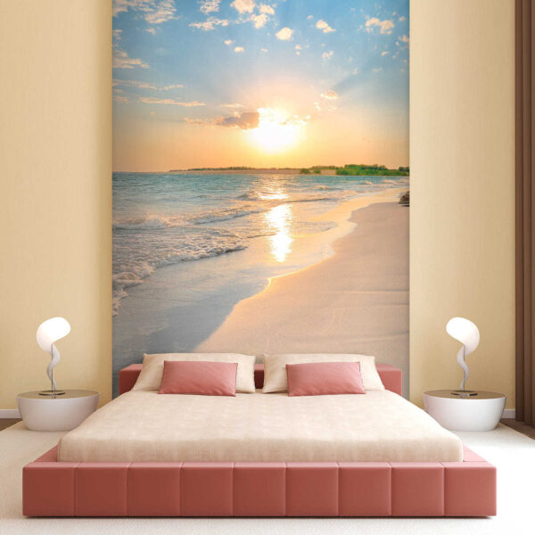 Strand mit Wellen und Sonnenuntergang Strand mit Wellen und Sonnenuntergang