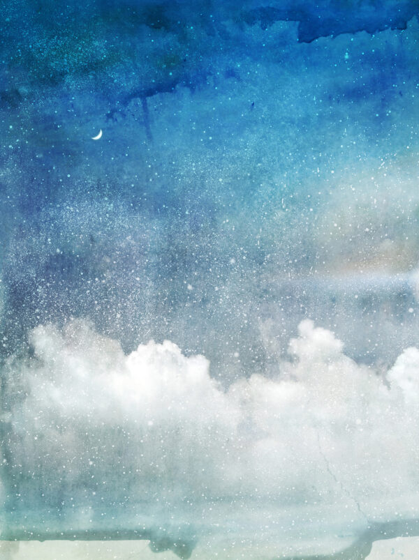 Blauer Himmel mit Wolken und einer Mondsichel Blauer Himmel mit Wolken und einer Mondsichel