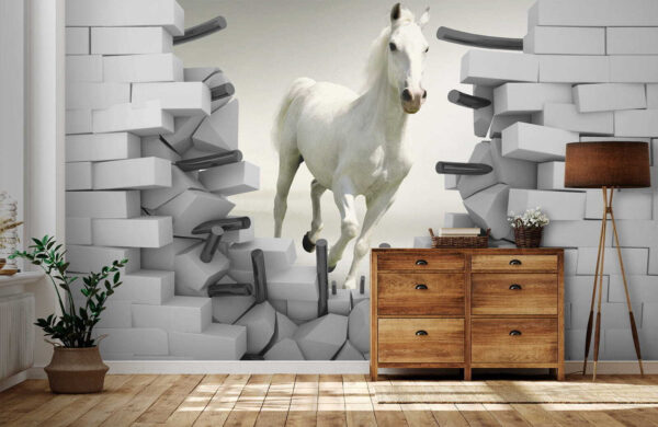 Pferd läuft durch eine Wand Pferd läuft durch eine Wand