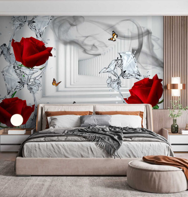 Rote Rosen und Schmetterlinge in einem Glas Rote Rosen und Schmetterlinge in einem Glas