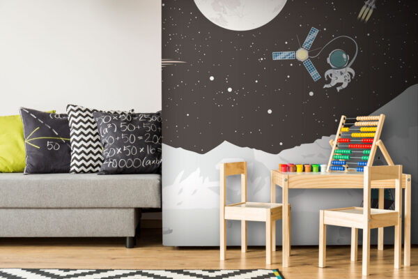 Weltraumszene mit einem Mond und einem Satelliten Weltraumszene mit einem Mond und einem Satelliten