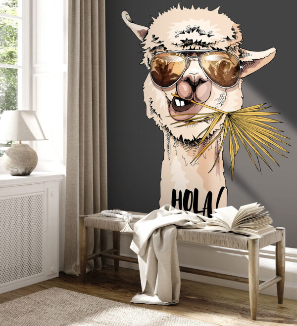 Ein Lama trägt eine Sonnenbrille und frisst ein Blatt Ein Lama trägt eine Sonnenbrille und frisst ein Blatt