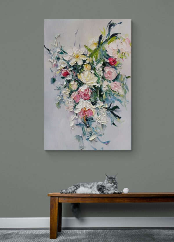 Ein Gemälde mit Blumen auf einer weißen Fläche Ein Gemälde mit Blumen auf einer weißen Fläche