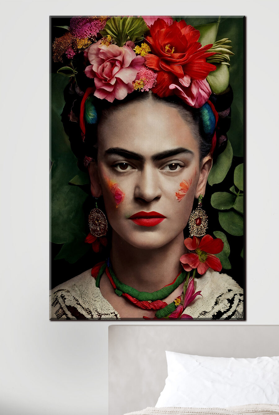 Eine Frau mit Blumen in ihrem Haar
