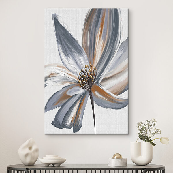 Elegant flower in soft tones Elegant flower in soft tones