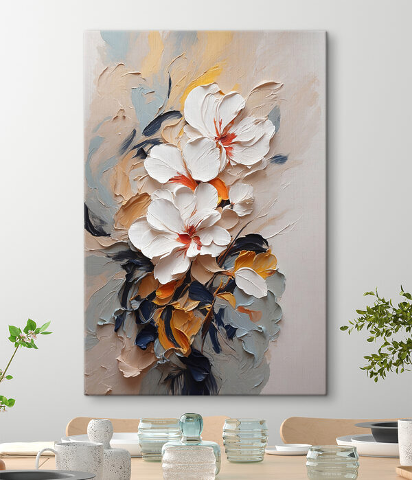 Ein Gemälde mit Blumen an der Wand Ein Gemälde mit Blumen an der Wand