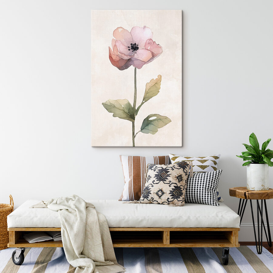 Eine rosa Blume mit grünen Blättern
