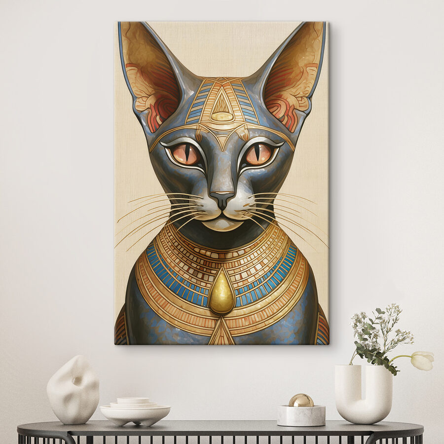 Majestätische ägyptische Katze im Ornat