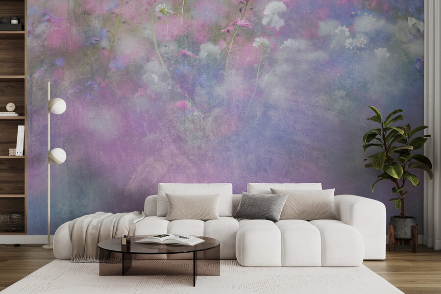 Ein Blumenfeld mit lila und weißen Blumen