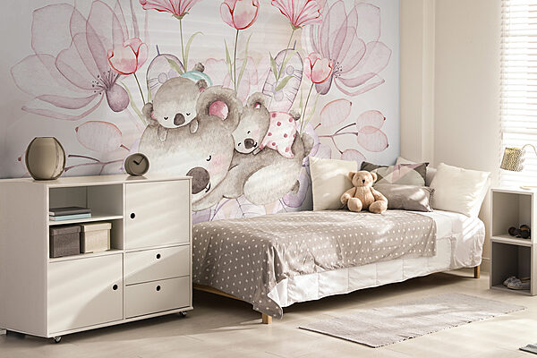 Eine Aquarellillustration eines Koalapaares und Blumen Eine Aquarellillustration eines Koalapaares und Blumen
