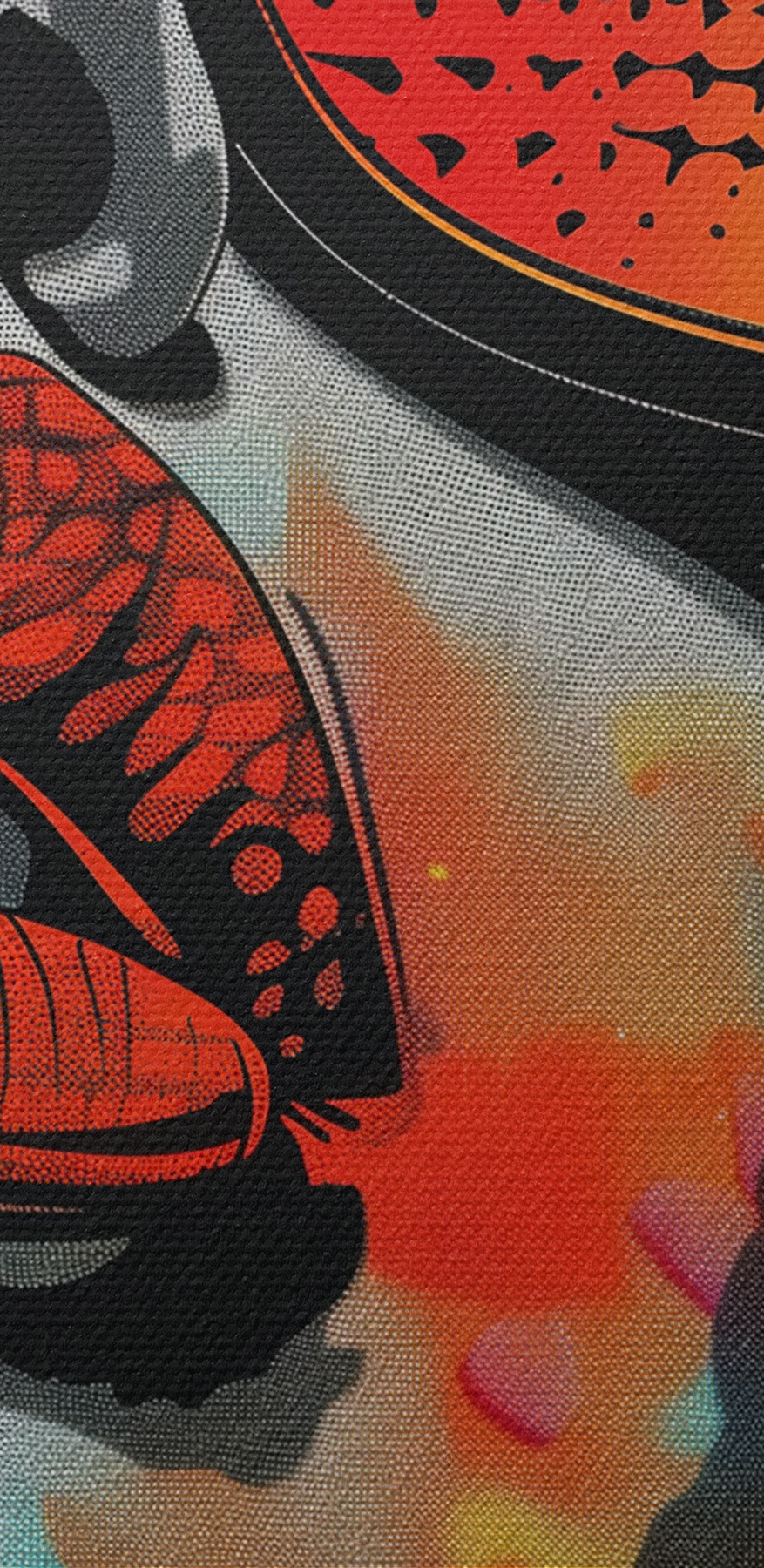 Eine Frau mit Sonnenbrille und Lippen