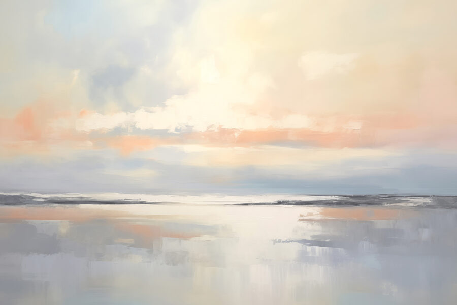 Ruhiges Gewässer mit Wolken am Himmel