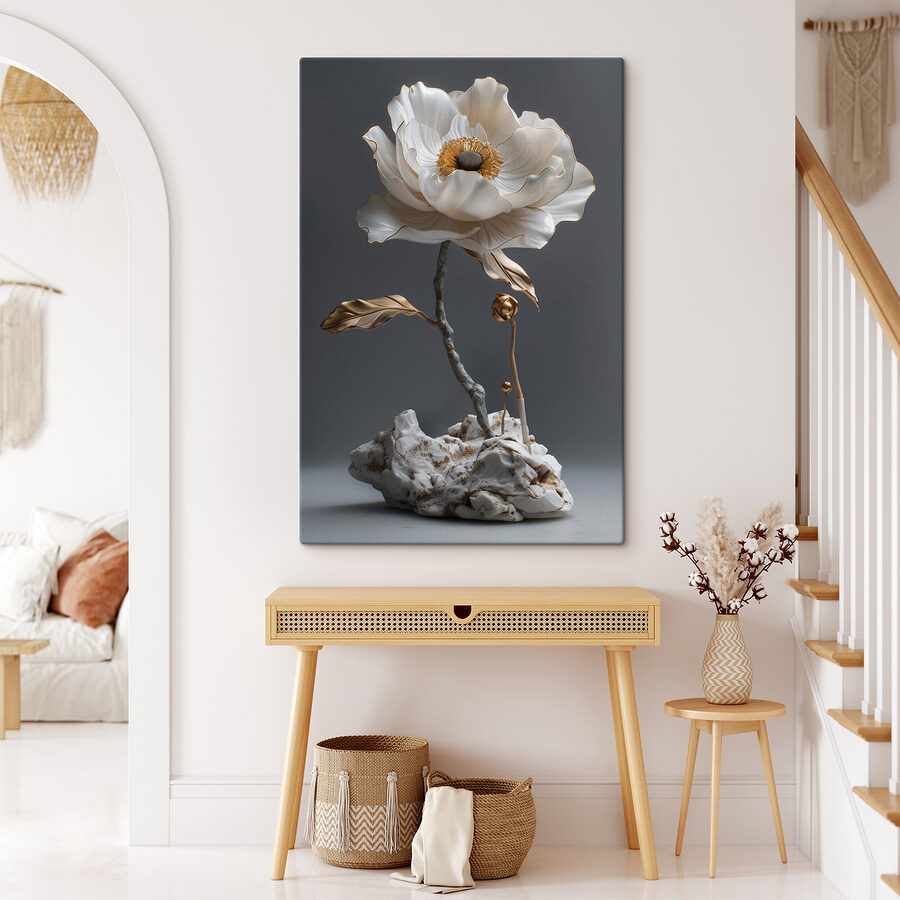 Elegante Blumenskulptur aus Porzellan ausgestellt. Elegante Blumenskulptur aus Porzellan ausgestellt.