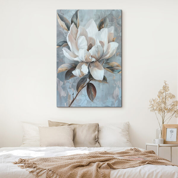 Weiße Blüte mit braunen Blättern Weiße Blüte mit braunen Blättern