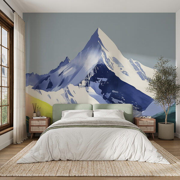 Berg mit Schnee und grünen Hügeln Berg mit Schnee und grünen Hügeln