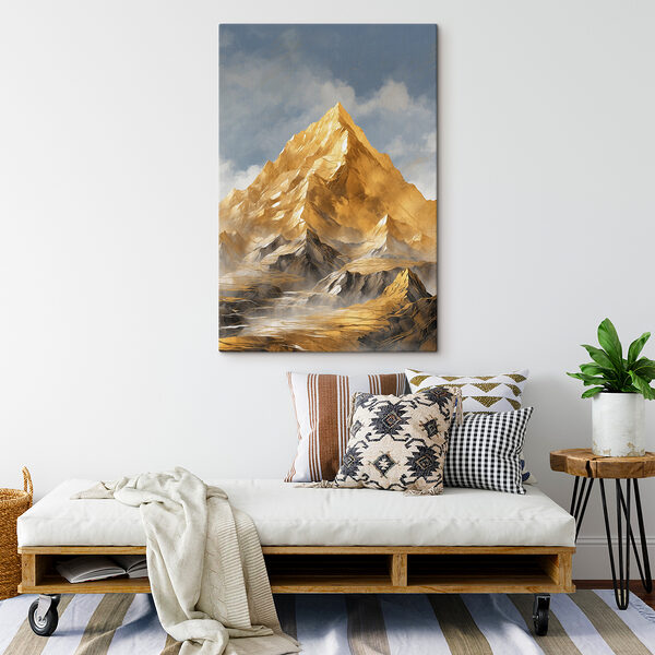 Berg mit Wolken am Himmel Berg mit Wolken am Himmel