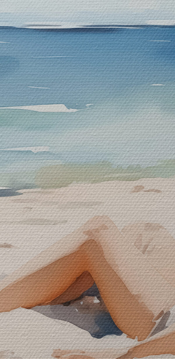 Frau sitzt in einem Stuhl am Strand Frau sitzt in einem Stuhl am Strand