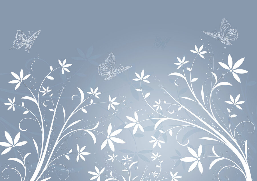 Weiße Blumen und Schmetterlinge auf blauem Hintergrund