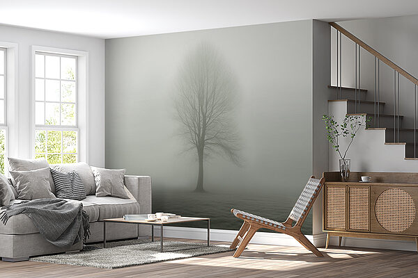 Baum in einem nebligen Feld Baum in einem nebligen Feld