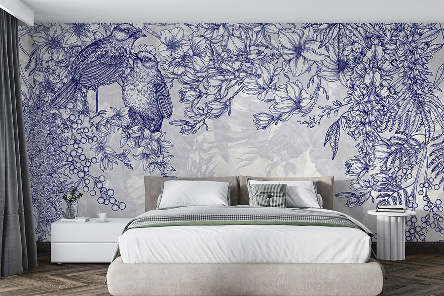 Blaue und weiße Zeichnung von Vögeln und Blumen