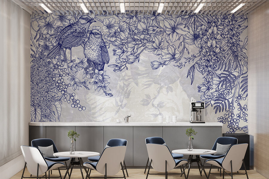 Blaue und weiße Zeichnung von Vögeln und Blumen