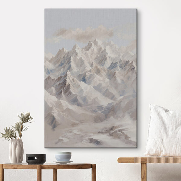 Bergkette mit Schnee Bergkette mit Schnee