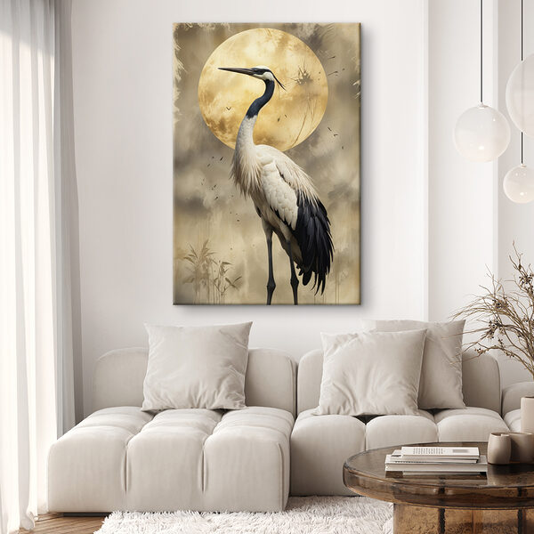 Vogel vor einem Vollmond stehend Vogel vor einem Vollmond stehend