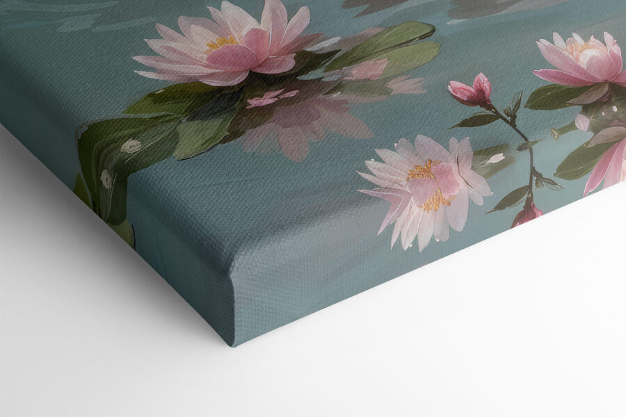Weißer Schwan im Wasser mit rosa Blumen