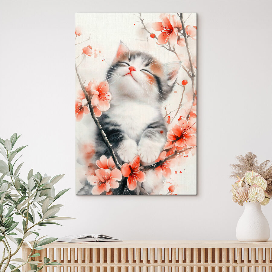 Katze sitzt auf einem Baum mit Blumen