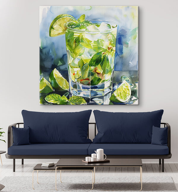 Ein Glas Wasser mit Limetten und Minzblättern Ein Glas Wasser mit Limetten und Minzblättern