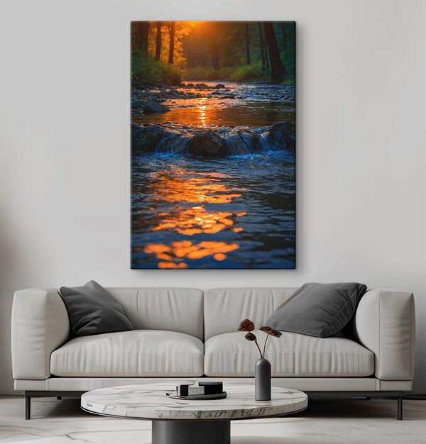 Fluss mit Felsen und Bäumen im Hintergrund Fluss mit Felsen und Bäumen im Hintergrund