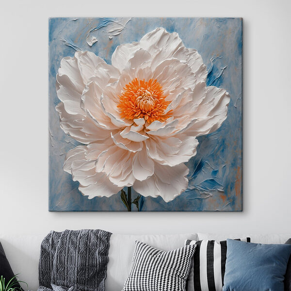 Weiße Blüte mit orangefarbener Mitte Weiße Blüte mit orangefarbener Mitte