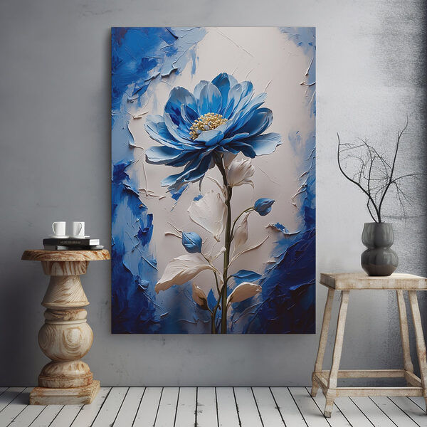 Blaue Blume mit weißen Blättern Blaue Blume mit weißen Blättern