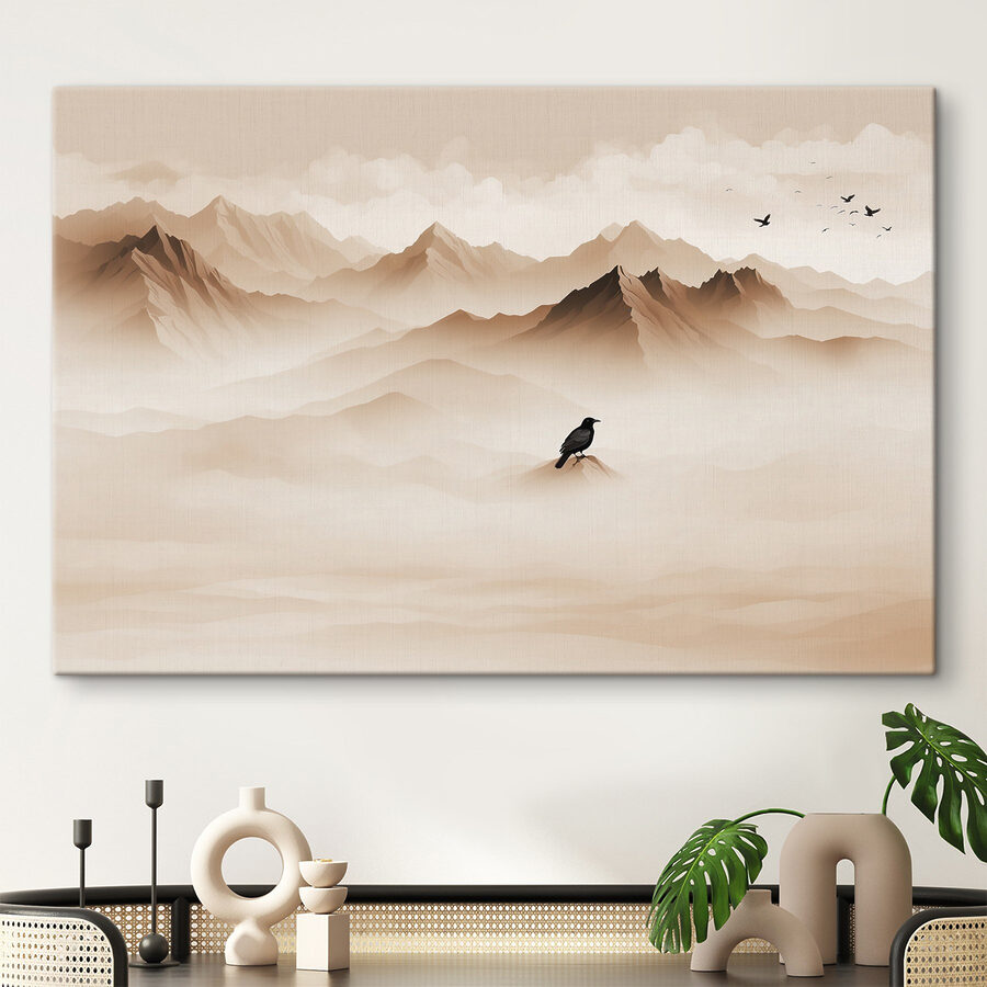 Vogel auf einem Berggipfel