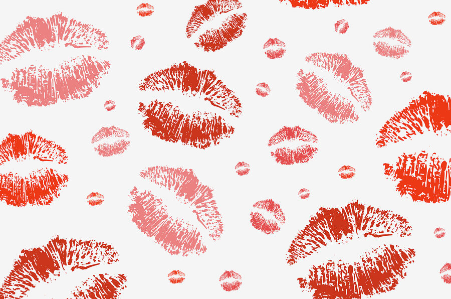 Gruppe von roten Lippenstiftabdrücken