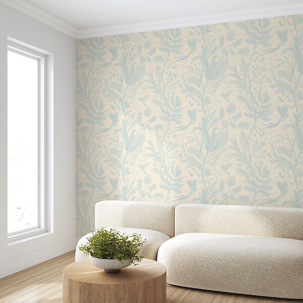 Pattern of flowers and birds