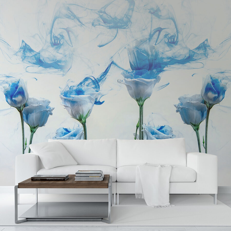 Gruppe von Blumen mit blauer Tinte im Wasser Gruppe von Blumen mit blauer Tinte im Wasser