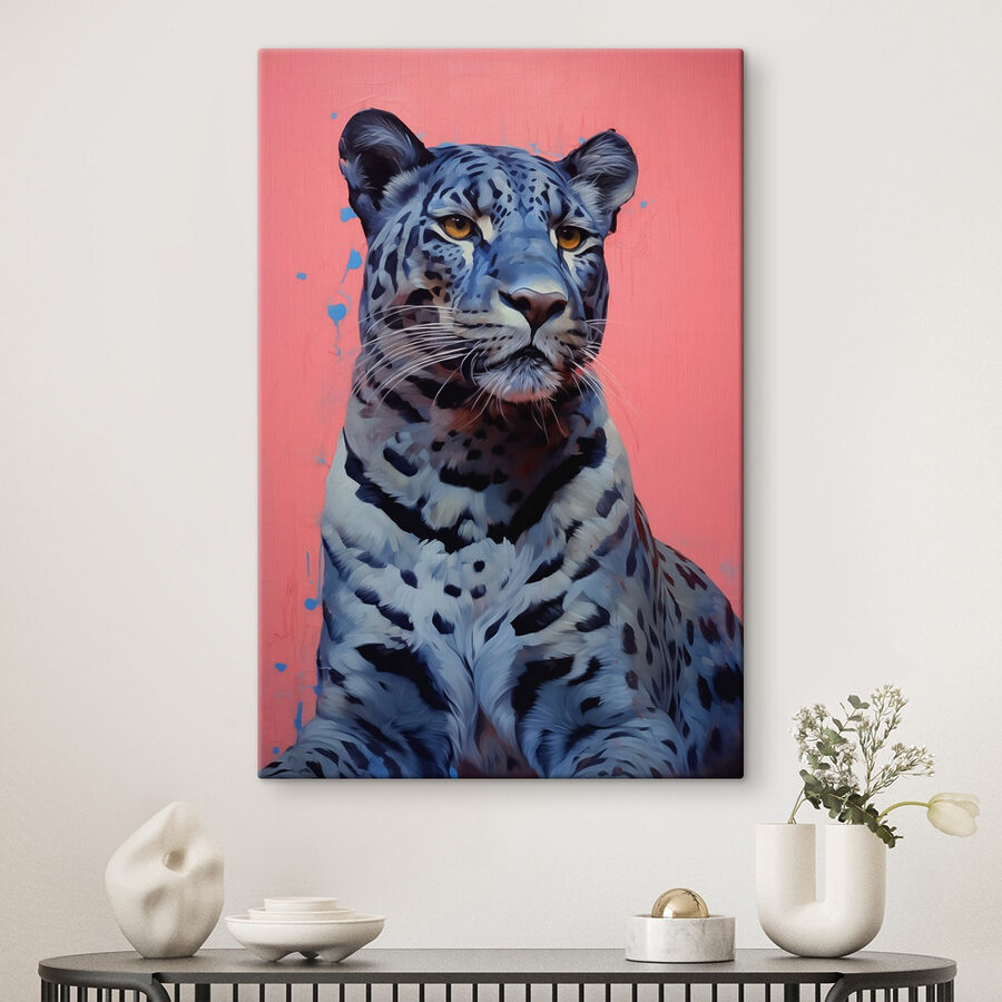 Majestätische Katze mit auffälliger Zeichnung