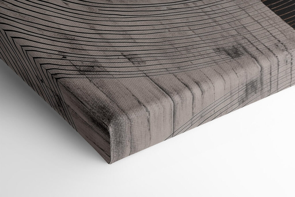 Textured circles in contrasting tones