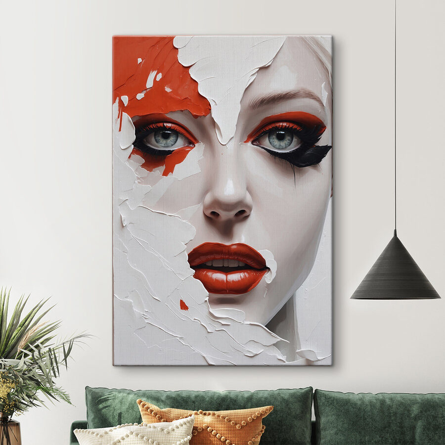 Frau mit orange-schwarzem Make-up Frau mit orange-schwarzem Make-up